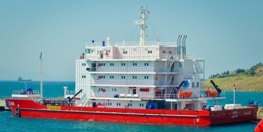 acomodation vessels_0000_OLIVIA ACCOBARGE1.jpg